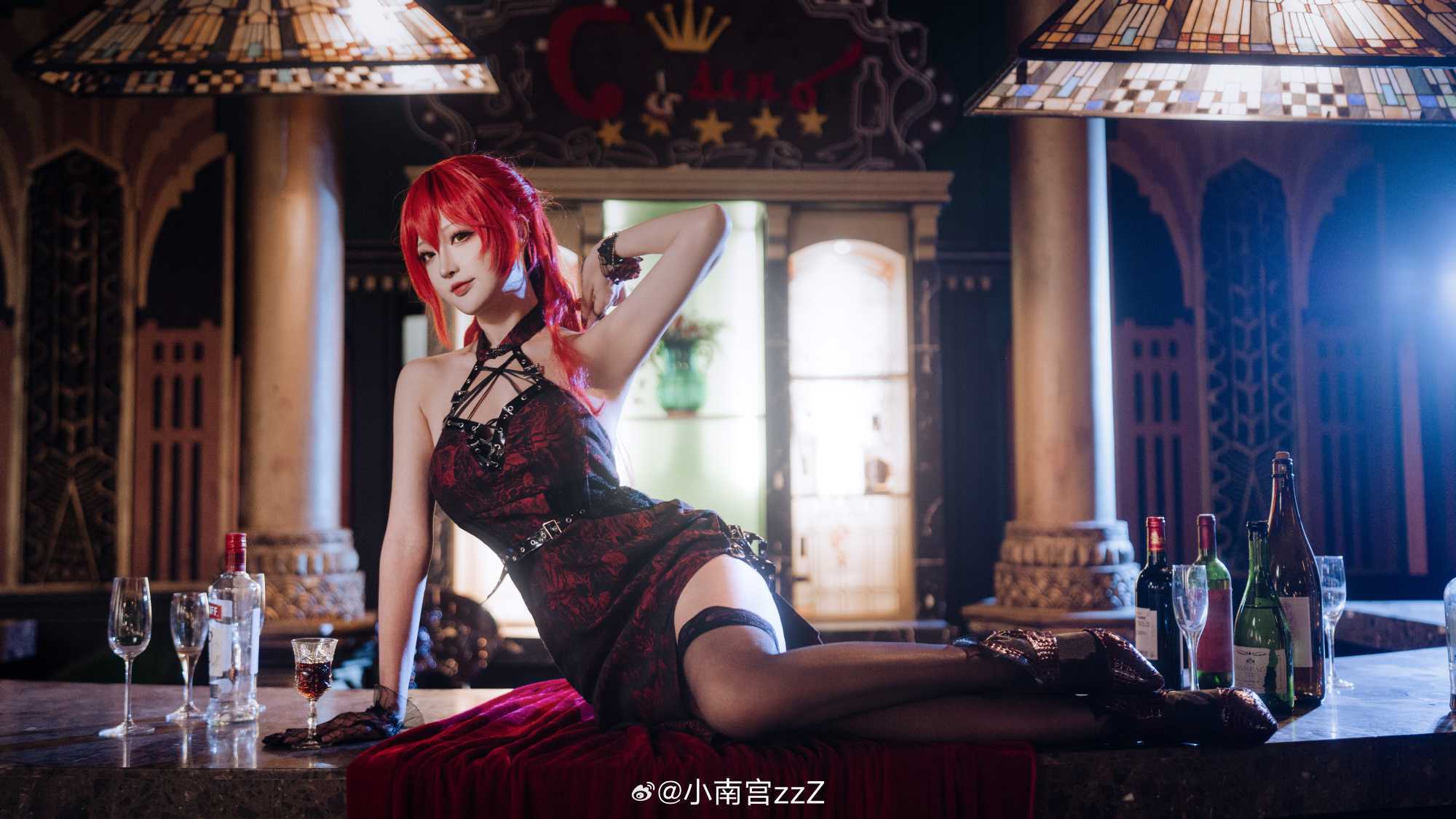 COSPLAY开拓者，不要像卡芙卡那样捣乱，还有不要叫姬子阿姨，要叫姬子小姐。崩坏：星穹铁道姬子@小南宫zzZ卡芙卡@柠好不好