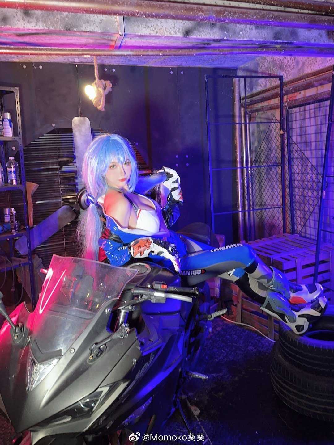 COSPLAY碧蓝航线下次比赛我们也一起加油吧～@Momoko葵葵
