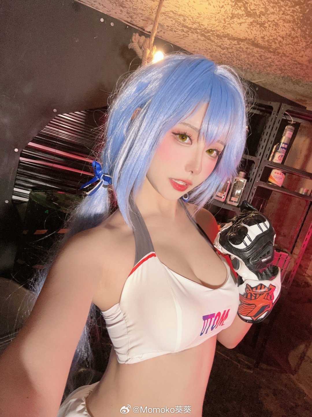 COSPLAY碧蓝航线下次比赛我们也一起加油吧～@Momoko葵葵
