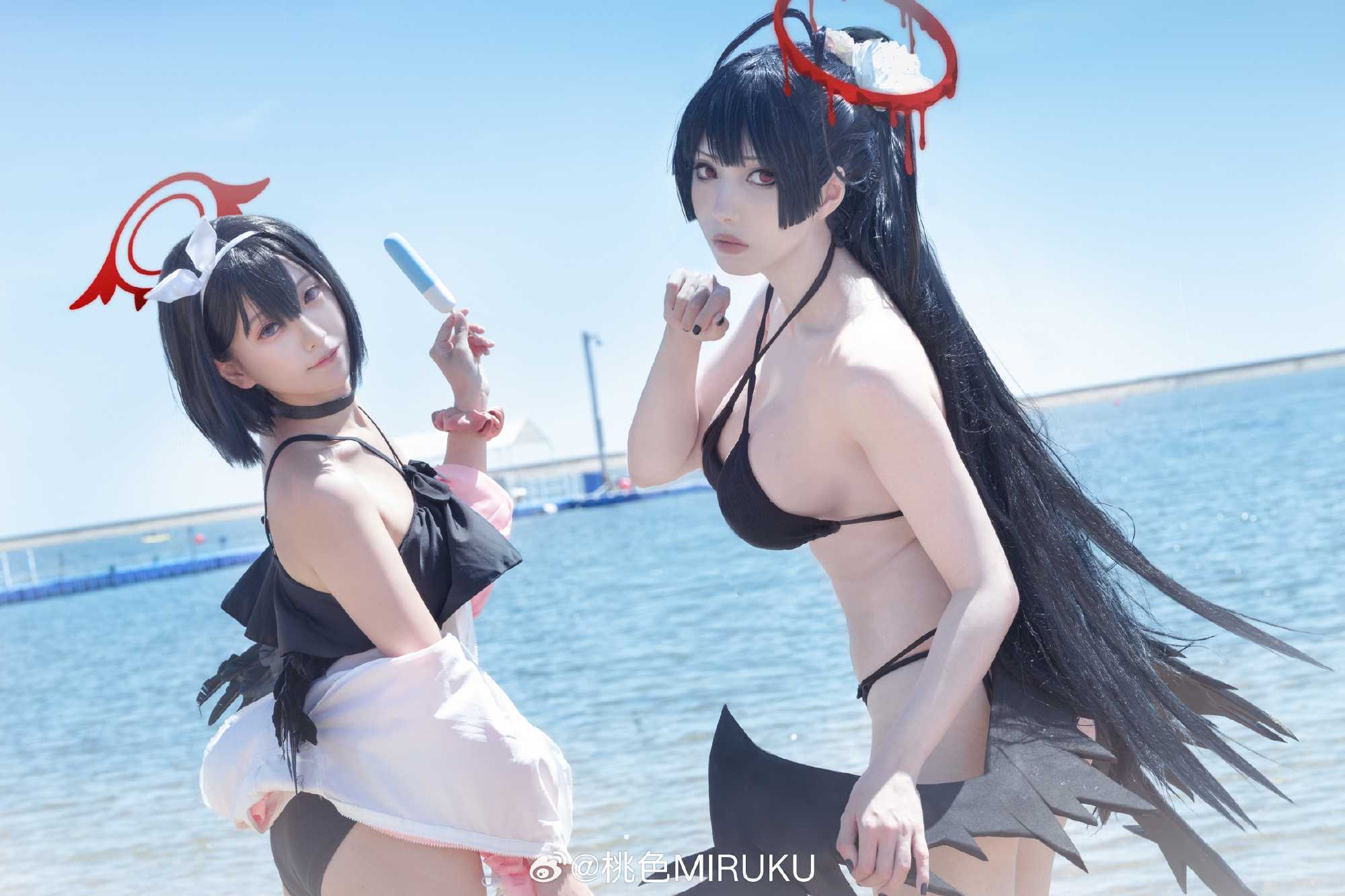 我还是第一次、像这样在海里玩、虽然很尽兴碧蓝档案剑先鹤城@桃色MIRUKU