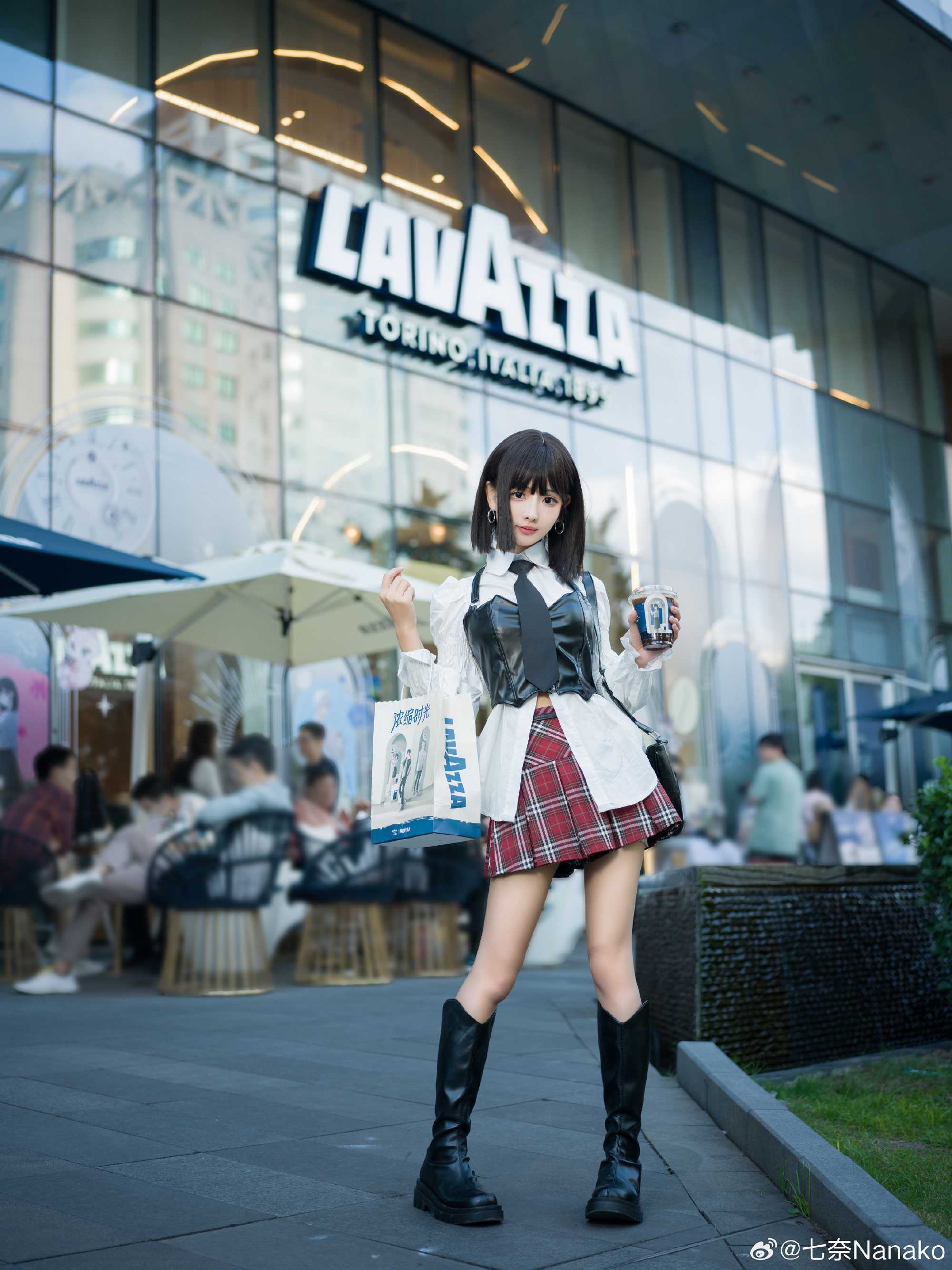 COSPLAY即使身处黑暗，也会遇见那些带着光的人时光代理人乔苓@紫氯氯