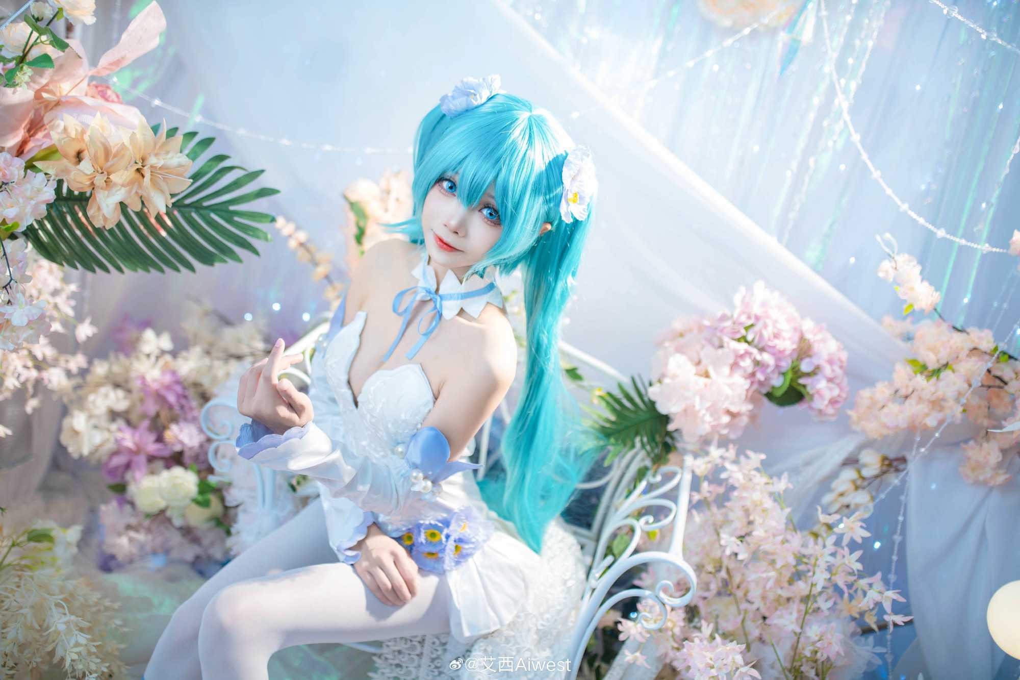 cosplay初音未来粉蝶花miku@艾西Aiwest
