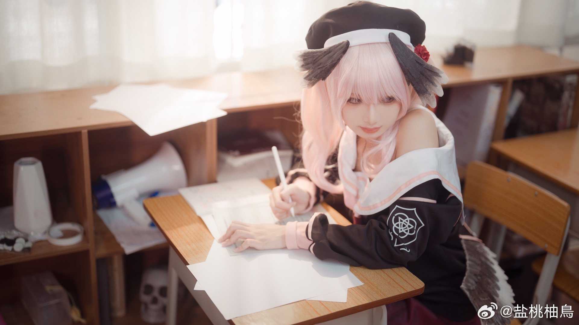 cosplay蔚蓝档案下江小春@盐桃柚鳥