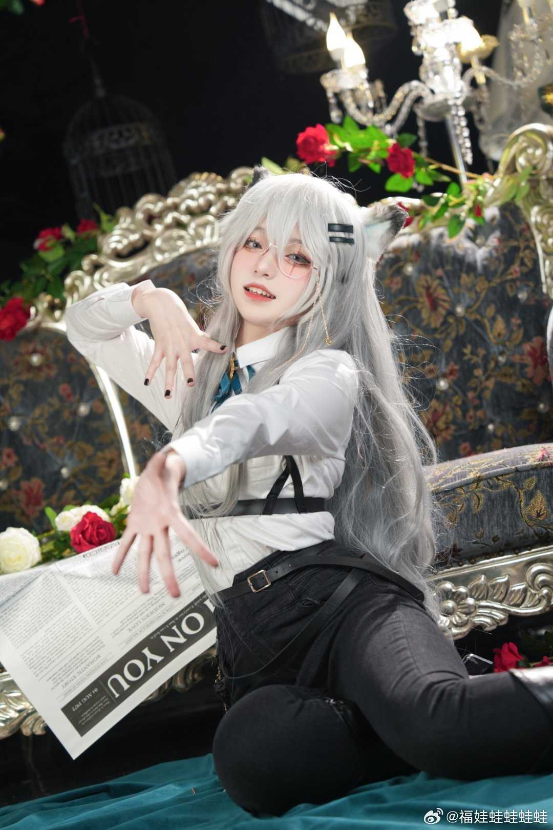 cosplay明日方舟拉普兰德@福娃蛙蛙蛙蛙