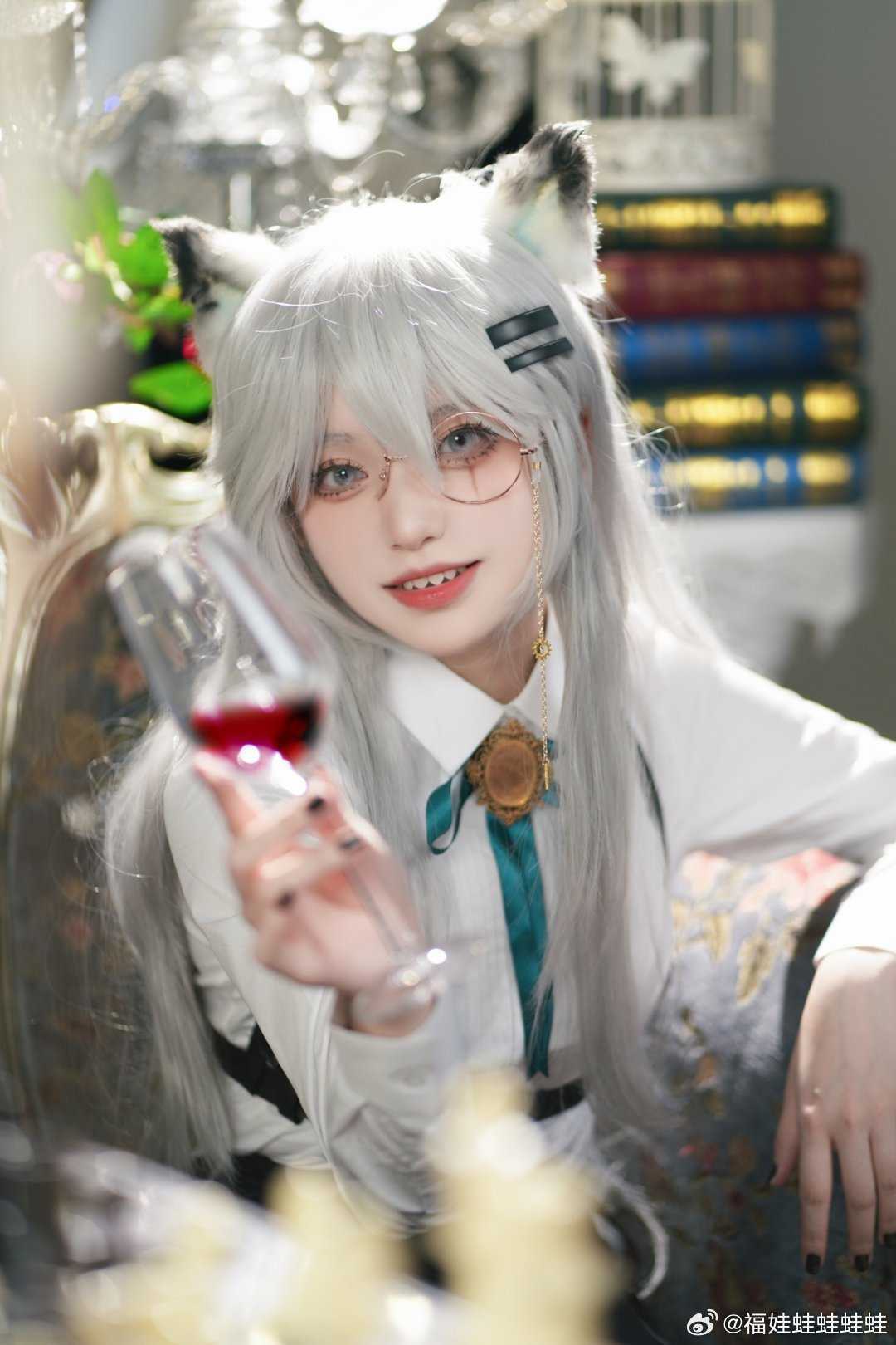 cosplay明日方舟拉普兰德@福娃蛙蛙蛙蛙