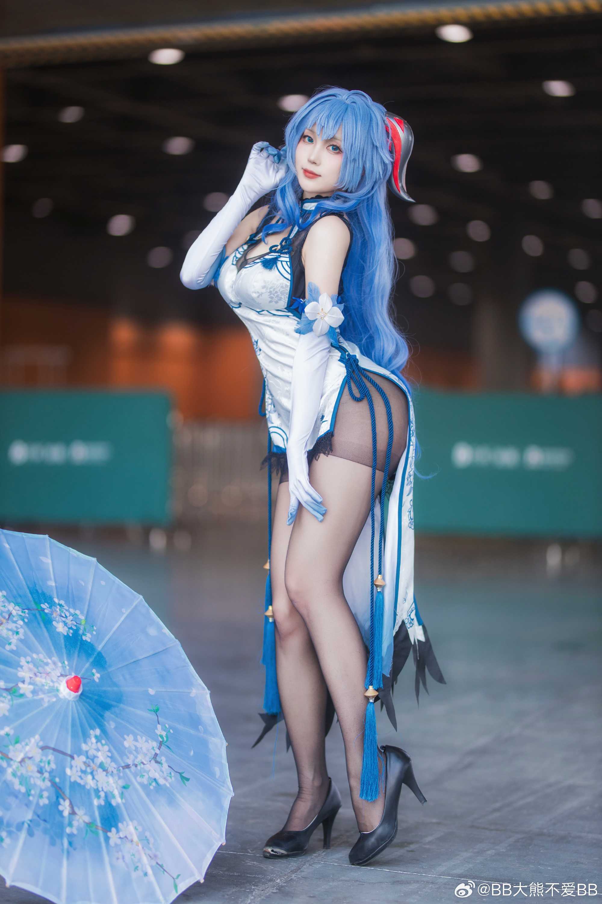 cosplay原神甘雨@思涼poi​​​